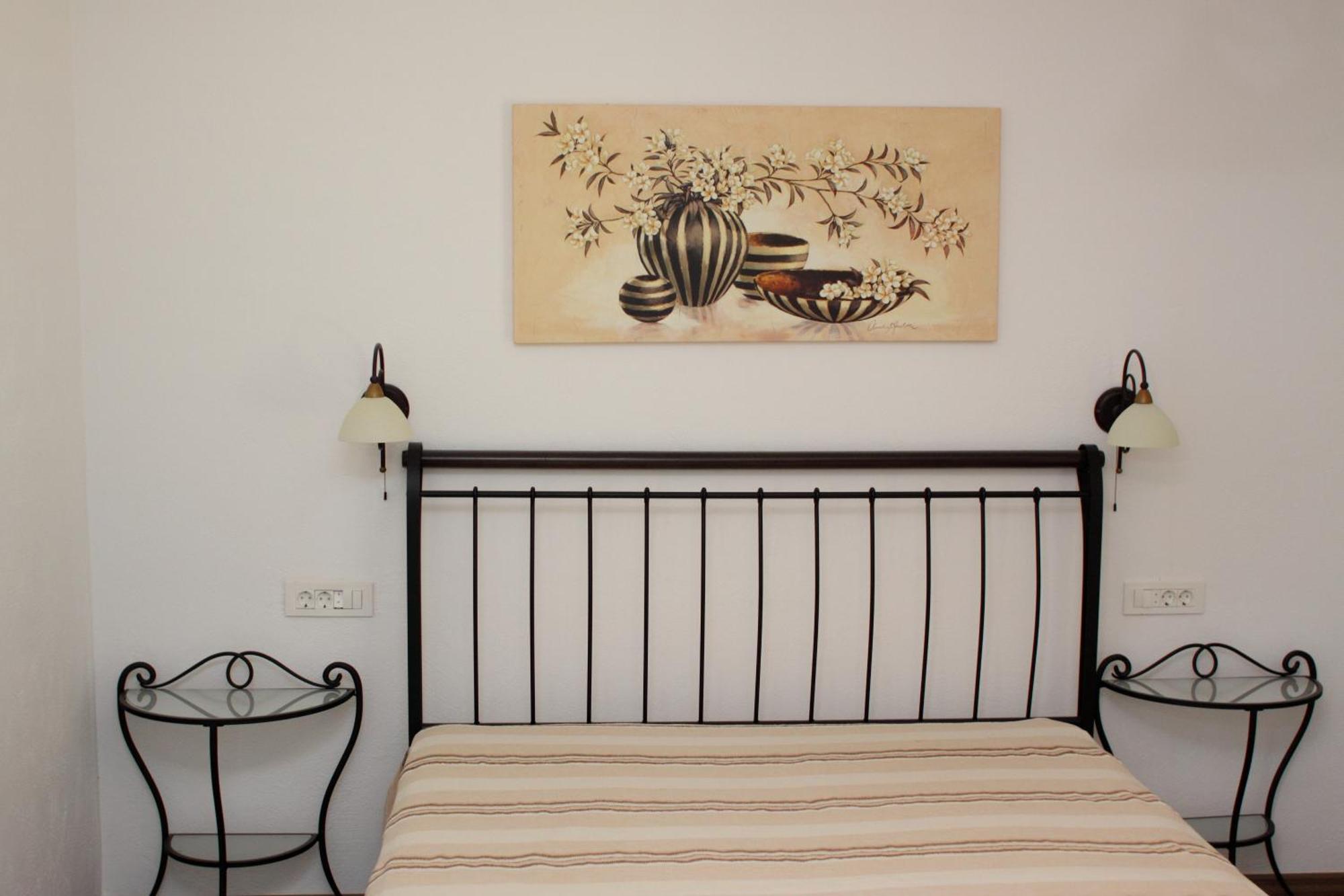 Apartments Vila Oksana Mimice Room photo